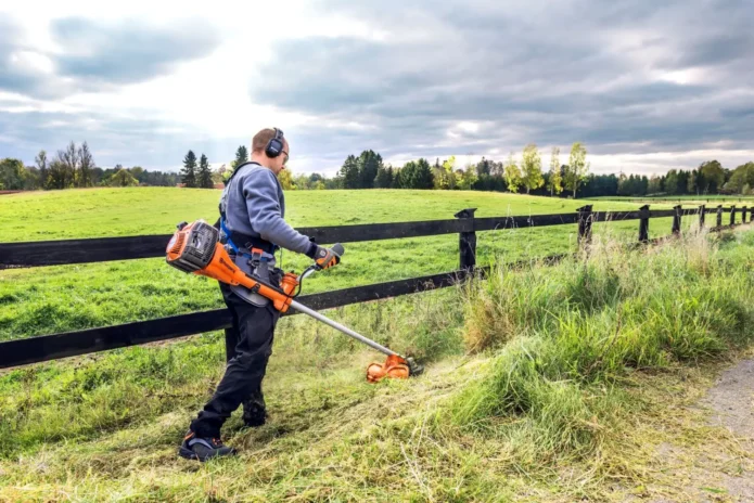 Husqvarna trimmeris zāles pļaušanai Vasara.lv